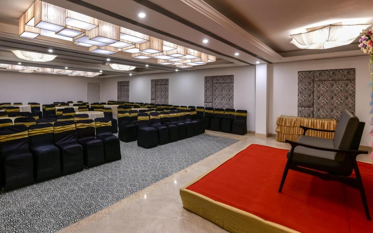 The Downton Hotel Raipur  Exterior photo